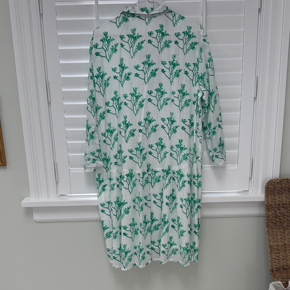 Lush Green Botanical Mini Dress - Picture 4 of 5